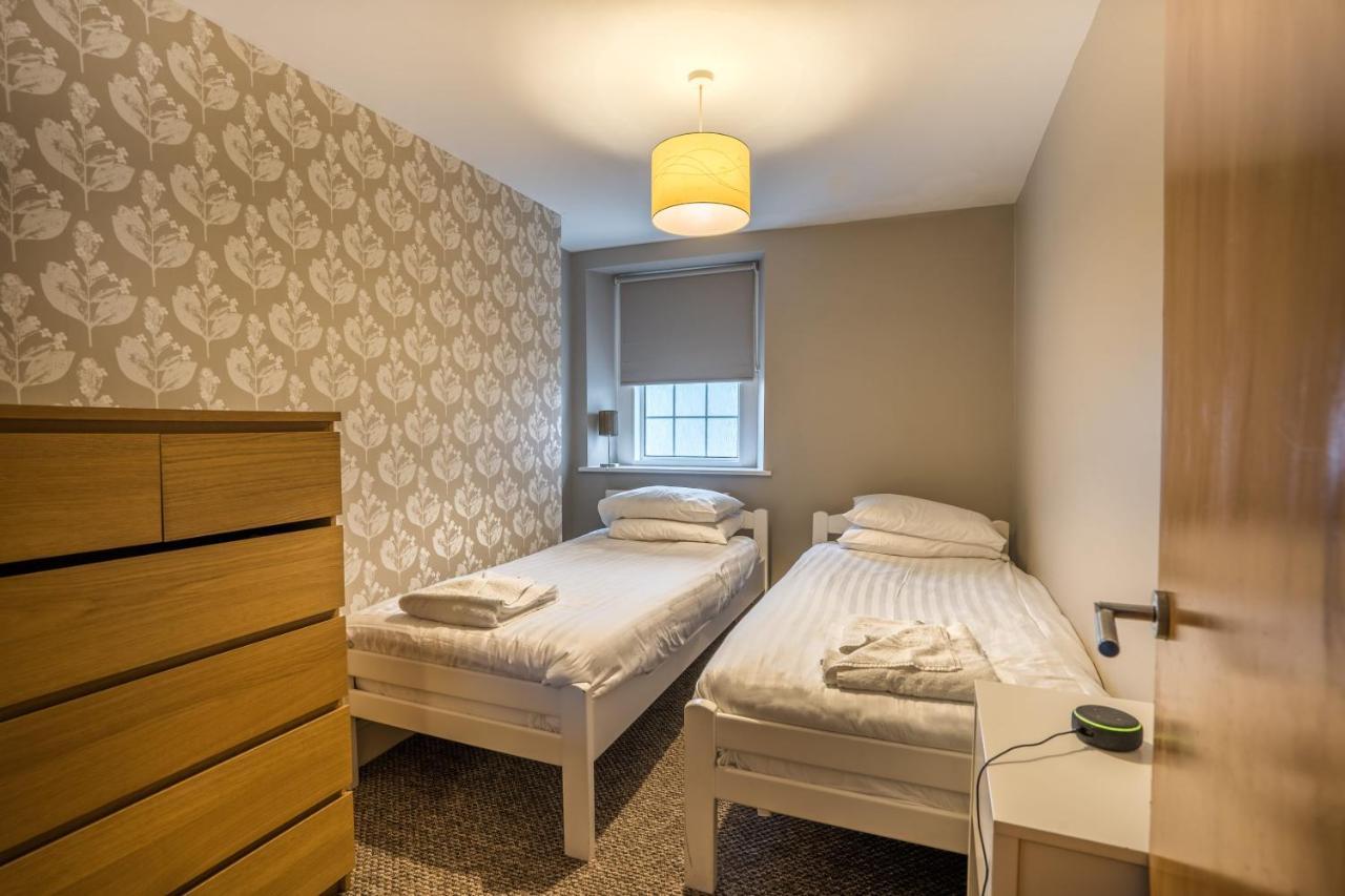 Апартаменты Trinity Mews Торки Экстерьер фото